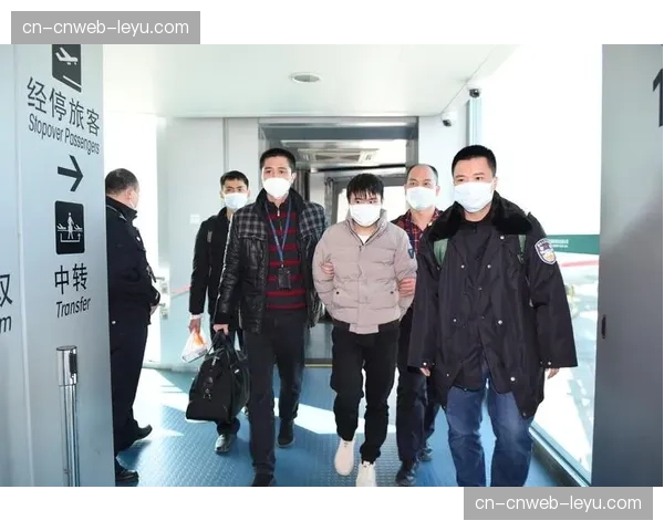 警方成功打击一个伪造意甲比赛门票的跨国犯罪团伙