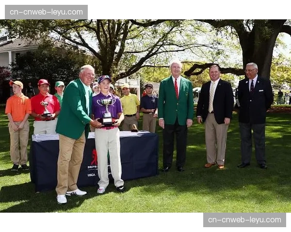 奥古斯塔国家俱乐部宣布对阿门角进行微调，以应对更远开球距离